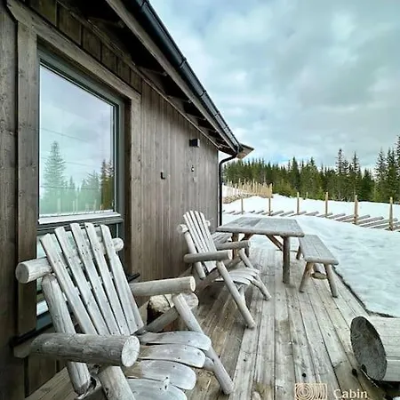 펜션 Idyllic With Great View Right By The Slopes Svingvoll